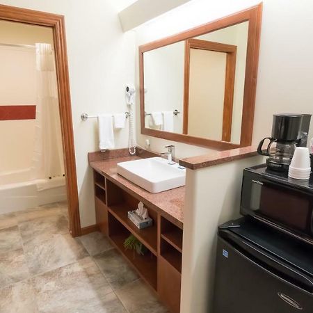 Shepherd Mountain Inn & Suites Pilot Knob Luaran gambar