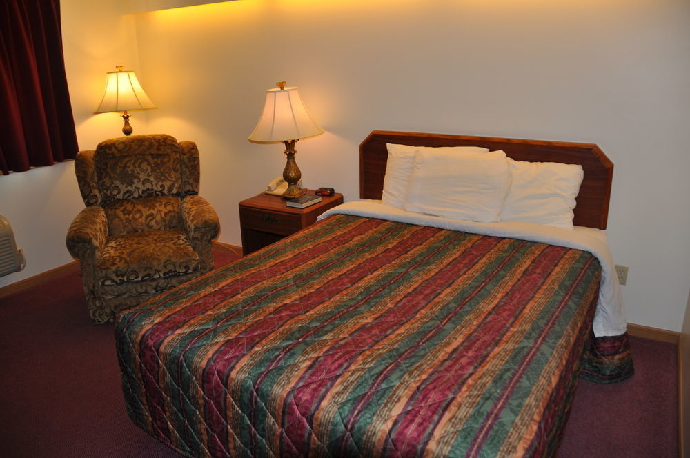 Shepherd Mountain Inn & Suites Pilot Knob Luaran gambar