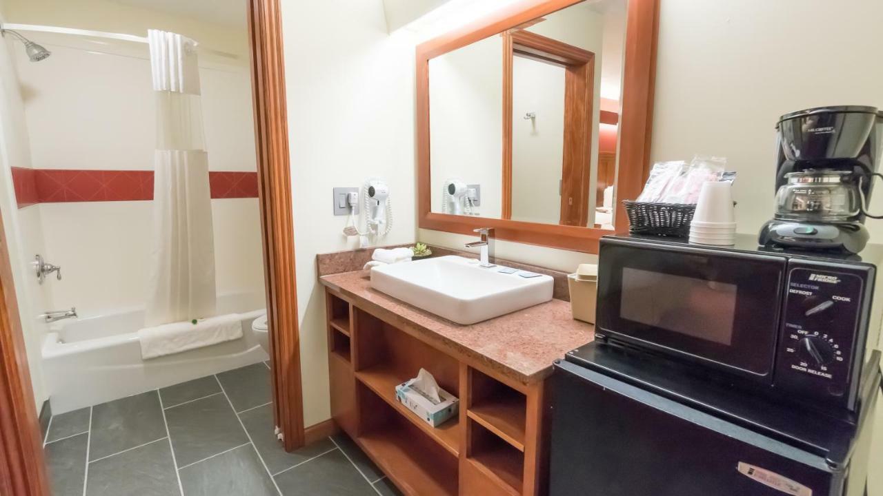 Shepherd Mountain Inn & Suites Pilot Knob Luaran gambar