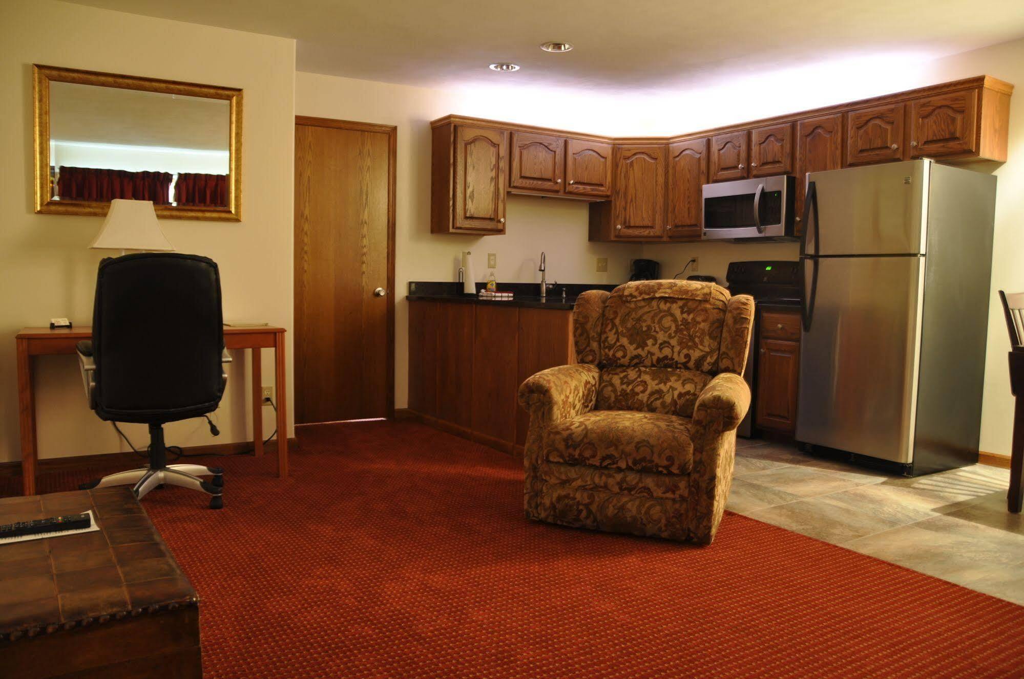 Shepherd Mountain Inn & Suites Pilot Knob Luaran gambar