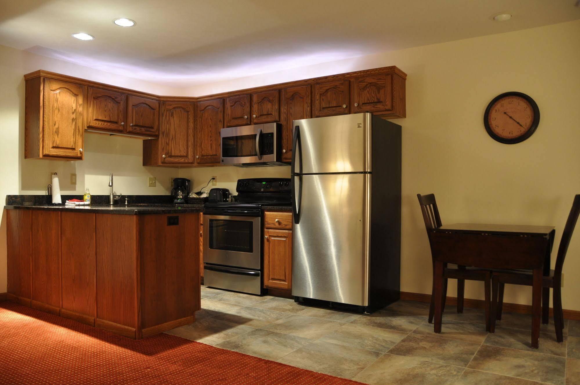 Shepherd Mountain Inn & Suites Pilot Knob Luaran gambar